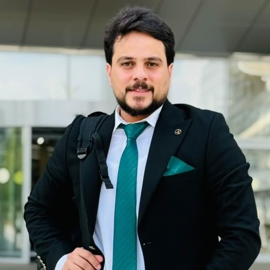 user-avatar